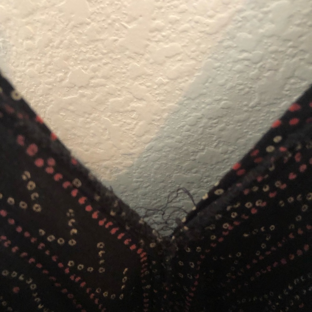 Clothes - Picture 4 of 4